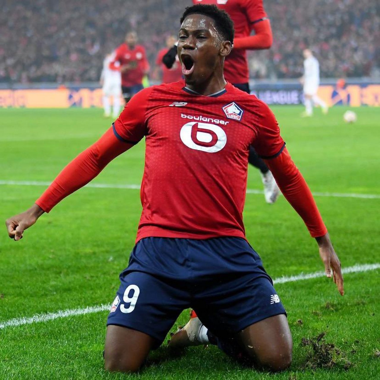 里昂客场逆转成功,稳固在法甲前四位置的简单介绍 里昂客场逆转成功,稳固在法甲前四位置的简单介绍