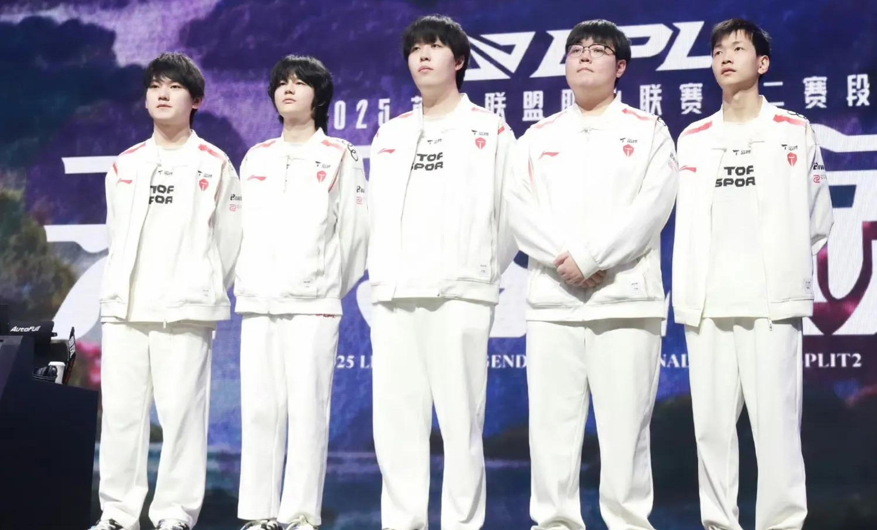 开云下载-包含TES碾压KT，Scout单局斩获MVP强强对话全球总决赛，强势挺进下一轮的词条