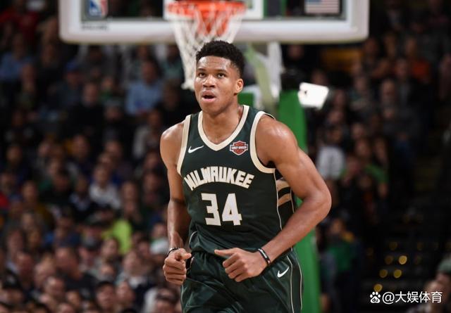 关于雄鹿队扳平分数,与篮网队战成2-2平的信息 关于雄鹿队扳平分数,与篮网队战成2-2平的信息