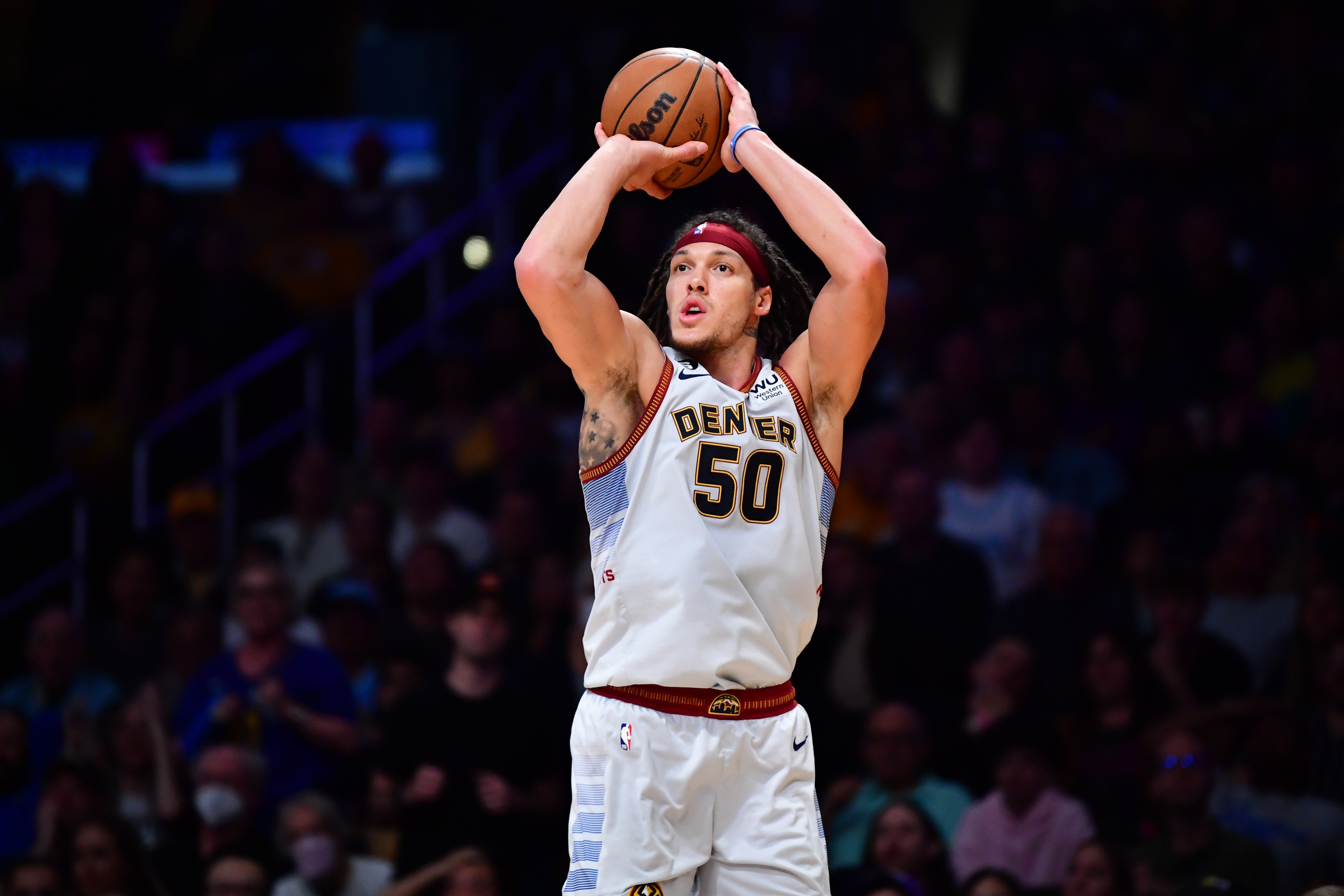 开云官网-掘金取得胜利，前锋持续高效