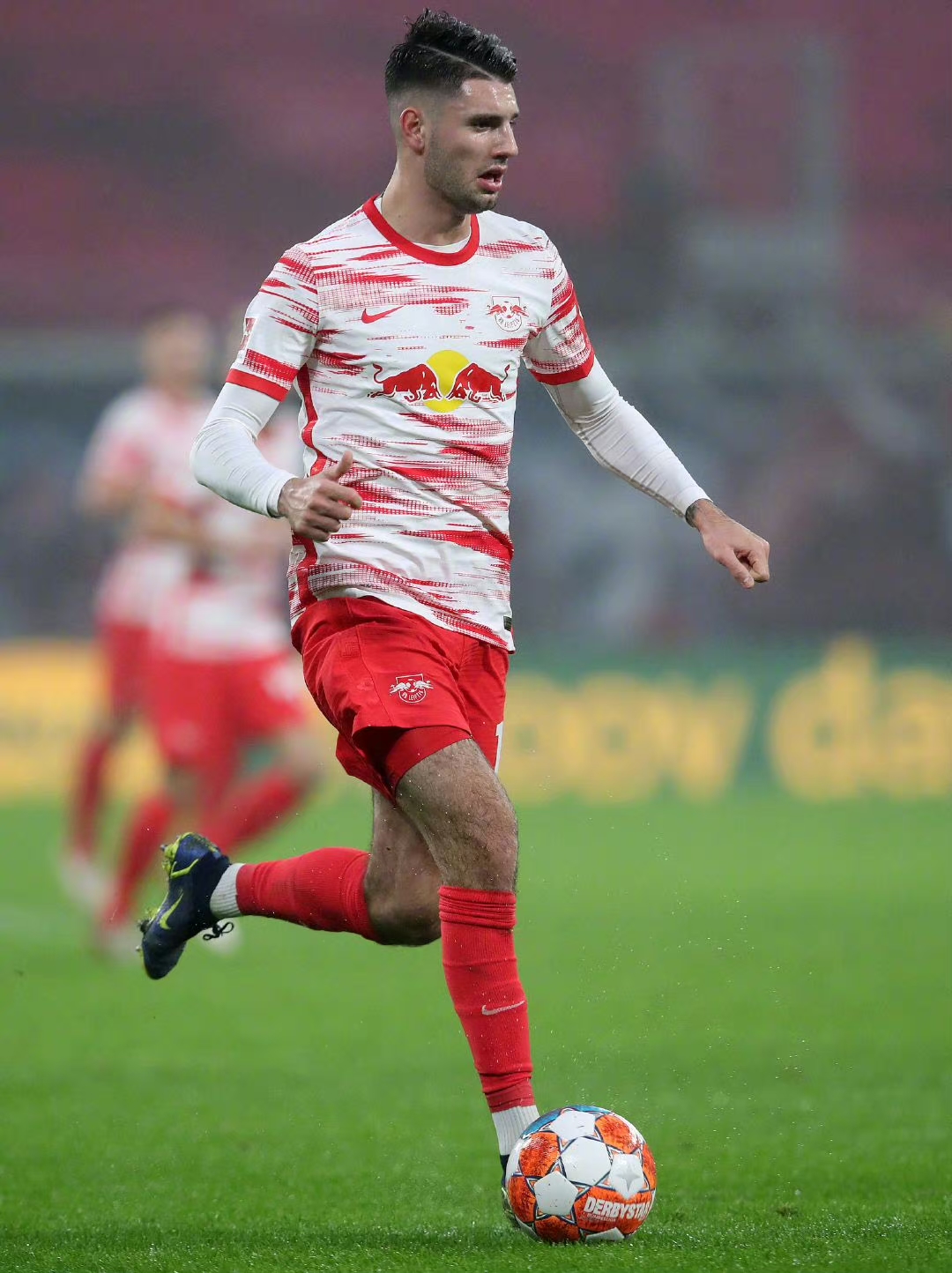 开云体育app-关于多米尼加选手努力拼搏，迈向成功的信息